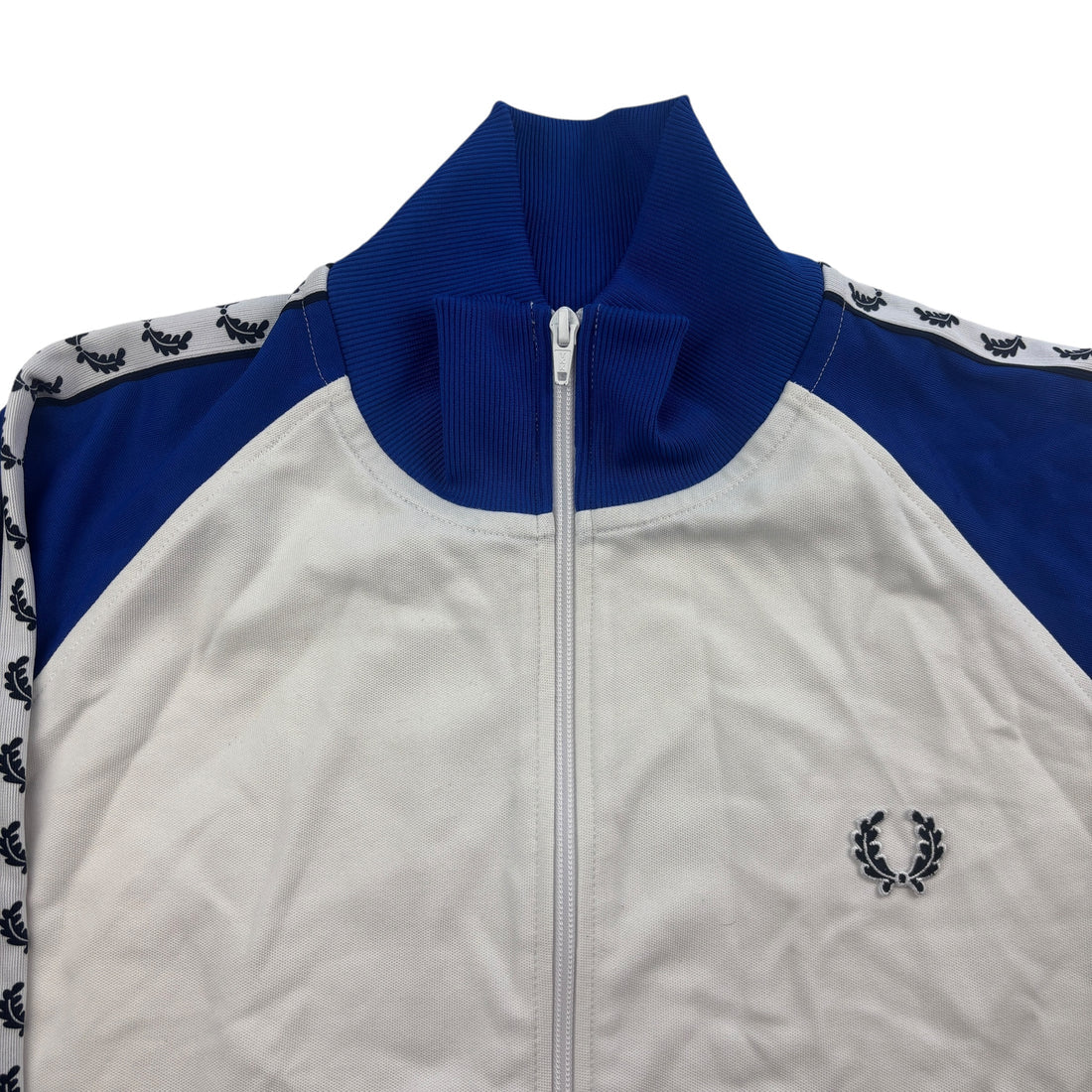 FRED PERRY SWEATJACKET